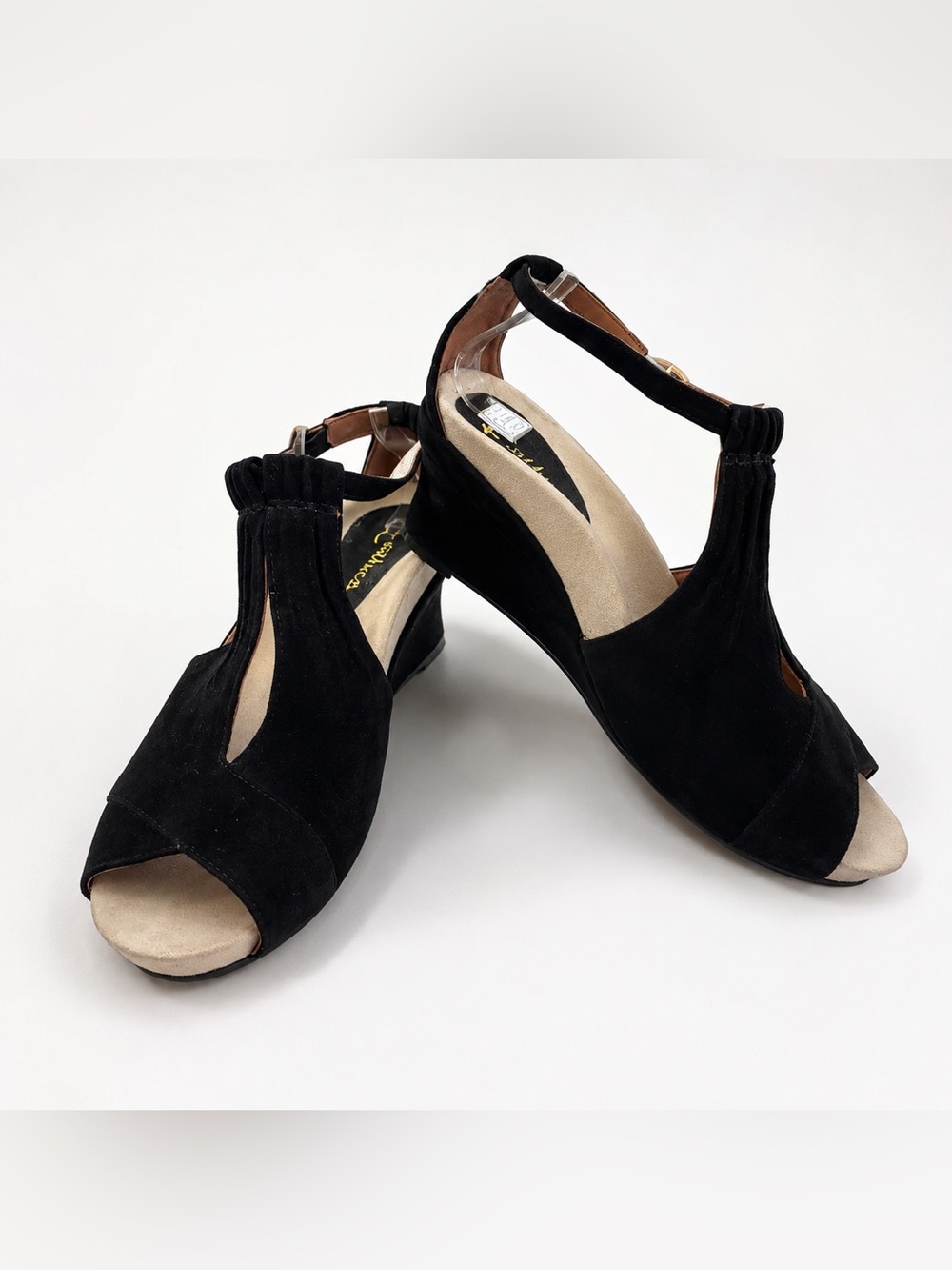 Earthies Veria Too Black Suede Peep Toe Wedge Sandals Size 8